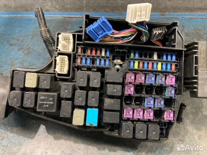 Блок предохранителей Mazda 6 GJ