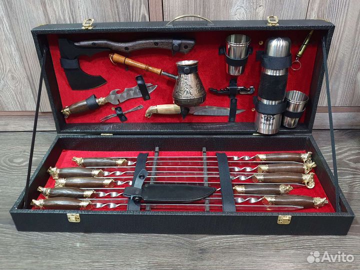 Шашлычный набор с латунными шампурами