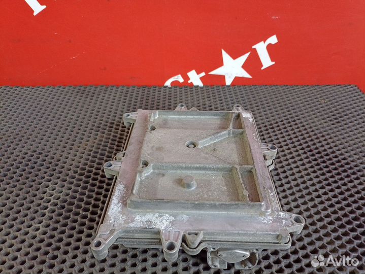 Блок управления двигателем