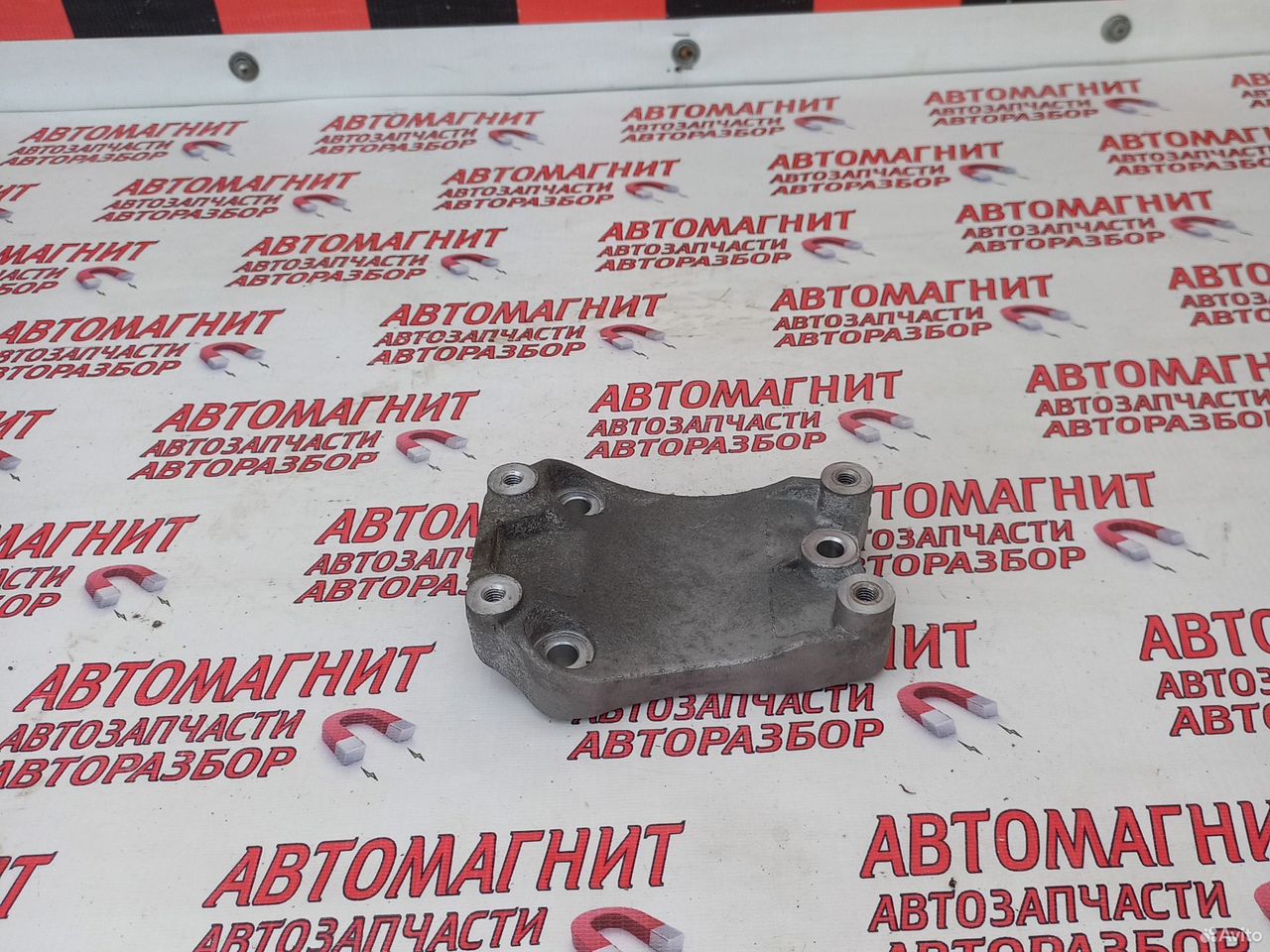 Кронштейн компрессора кондиционера Омода С5