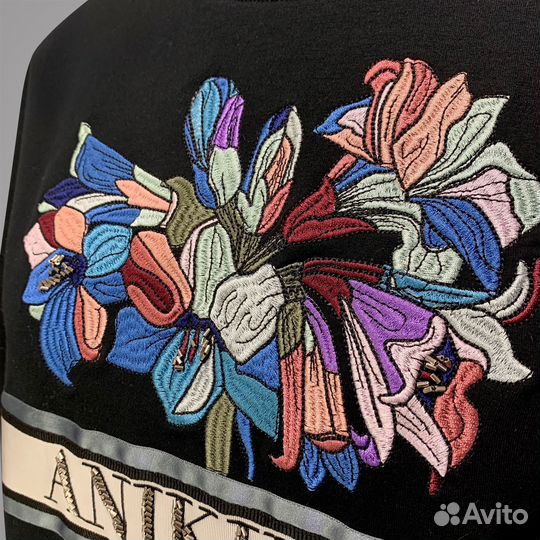 Машинная вышивка