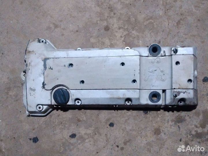 Клапанная крышка гбц Mercedes M104