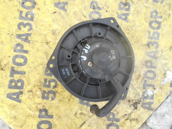 Моторчик отопителя Mitsubishi Lancer Cedia