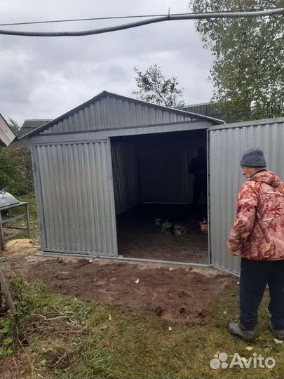 Гараж металлический хозблок пенал