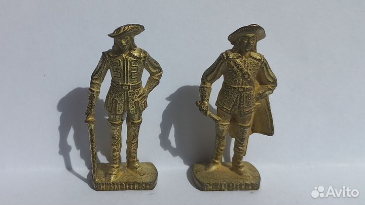 Солдатики Киндер-Сюрприз