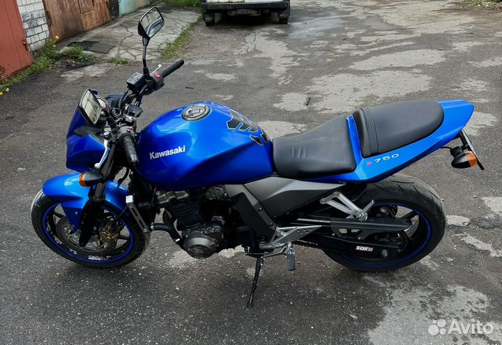 Мотоцикл Kawasaki Z750
