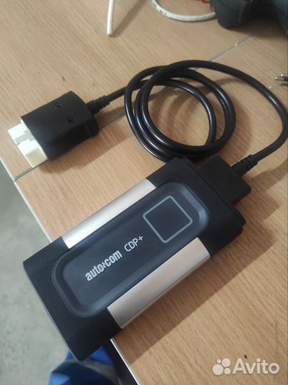 Диагностический сканер autocom