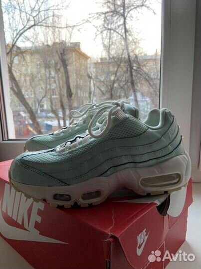 Оригинальные кроссовки Nike Air Max 95 мятные