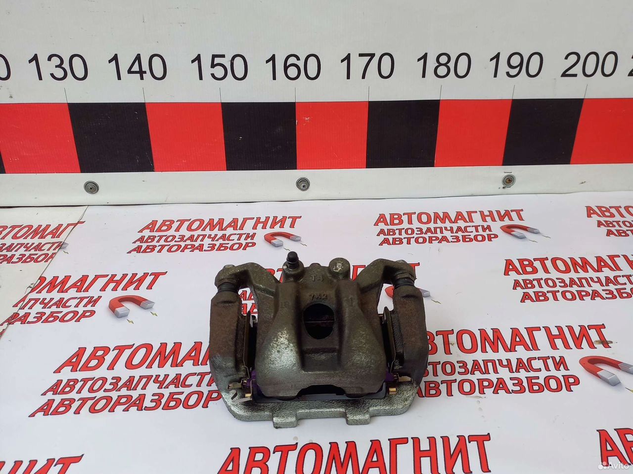 Супорт тормозной задний правый Инфинити QX80 Z62