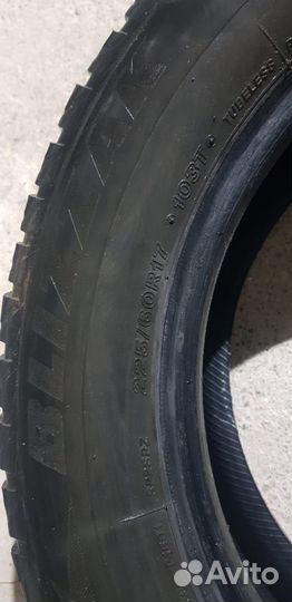 Bridgestone Blizzak Spike-02 225/60 R17