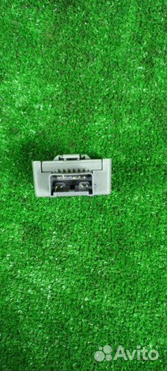 Реле Lincoln Navigator UN173 triton54L