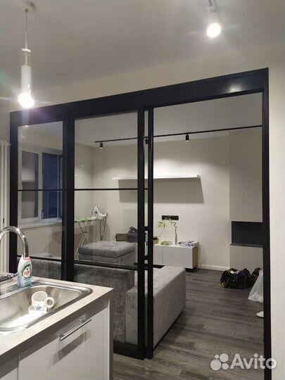 Перегородка с матовым стеклом