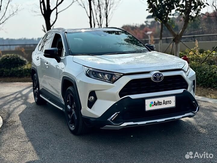 Toyota RAV4 2.5 CVT, 2022, 26 000 км