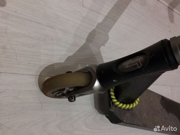 Трюковой самокат tech team ragtag