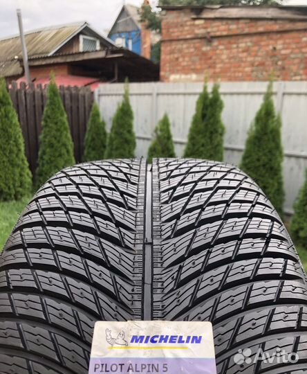 Michelin Pilot Alpin 5 275/35 R20 103W