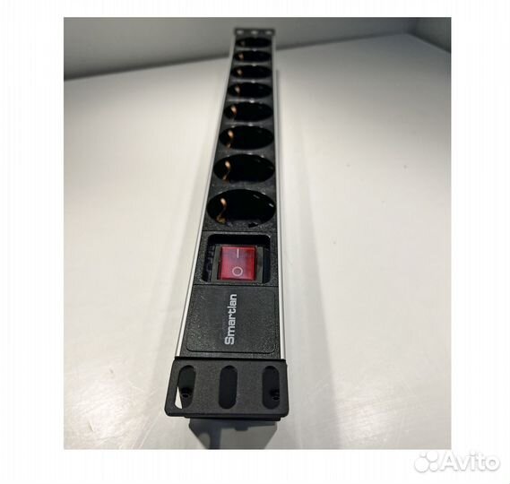 Блок из 8-ми розеток 19