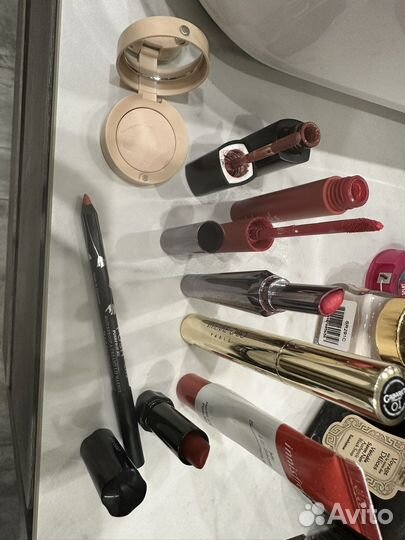 Декоративная косметика пакетом