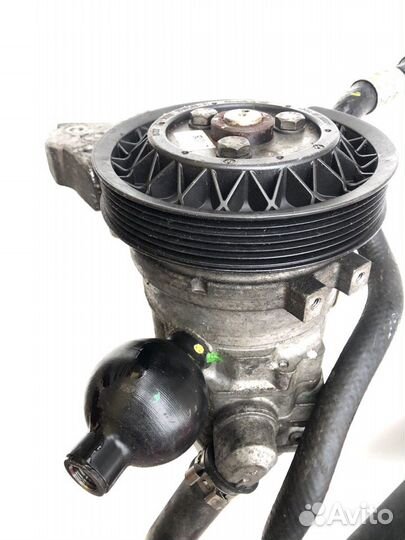 Насос гидроусилителя BMW E60 E63 6781269 LH2114538