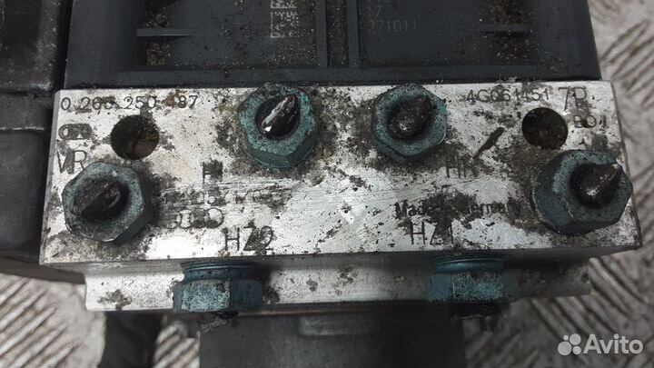 Блок управления тормозами/насос ABS Audi A6/RS6/S6