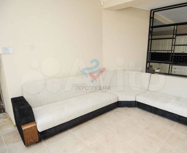 Дом 141 м² на участке 2,5 сот.