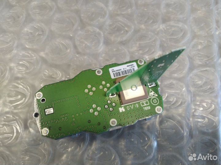 Антенна задняя Mercedes Benz