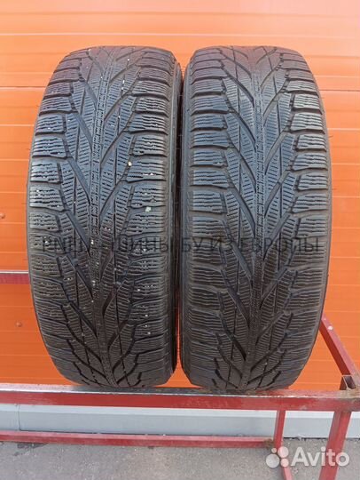 Nokian Tyres Hakkapeliitta R2 SUV 215/60 R17 88T