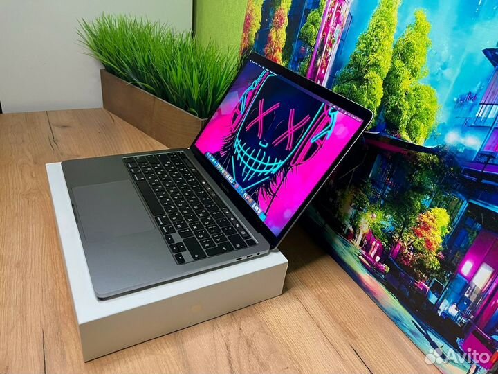 Macbook pro 13 2021 i5 16gb 512gb Мощный