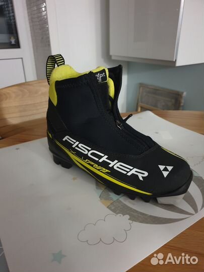 Лыжные ботинки детские