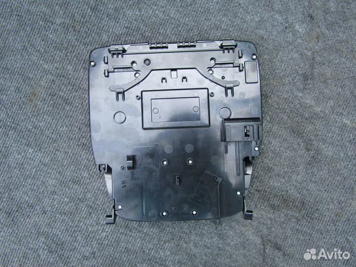 Плафон передний Мерседес 222 A0009007408 9051