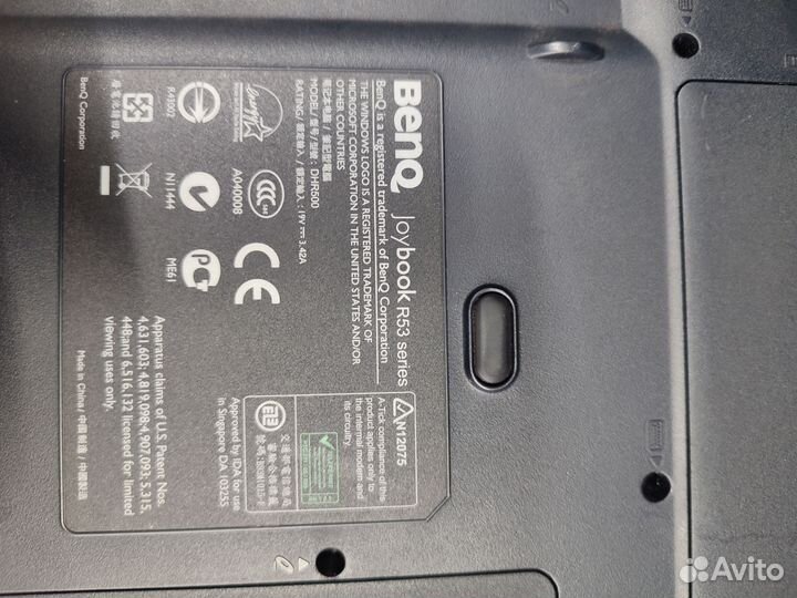 Ноутбук неисправный