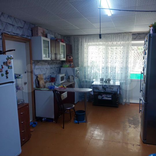 Комната 14 м² в 4-к., 1/5 эт.