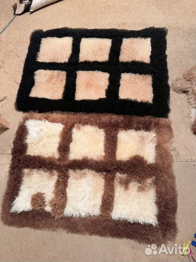 Плед из овечьих шкур