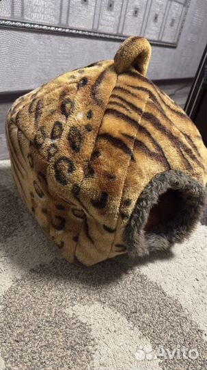 Домик лежанка для кошки и собаки