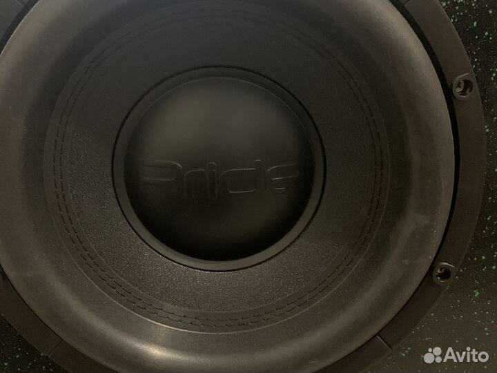 Автомобильный сабвуфер новый