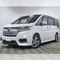 Honda Stepwgn Spada 2.0 CVT, 2018, 124 630 км, с пробегом, цена 2 820 000 руб.