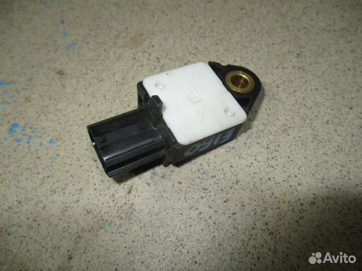 Датчик AIR BAG Toyota Corolla (E150) 2006-2013