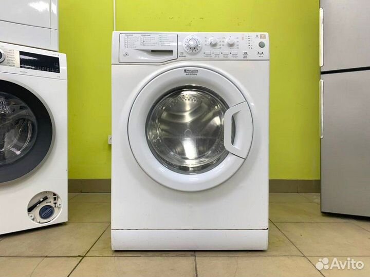 Стиральная машина б/у Ariston. На гарантии