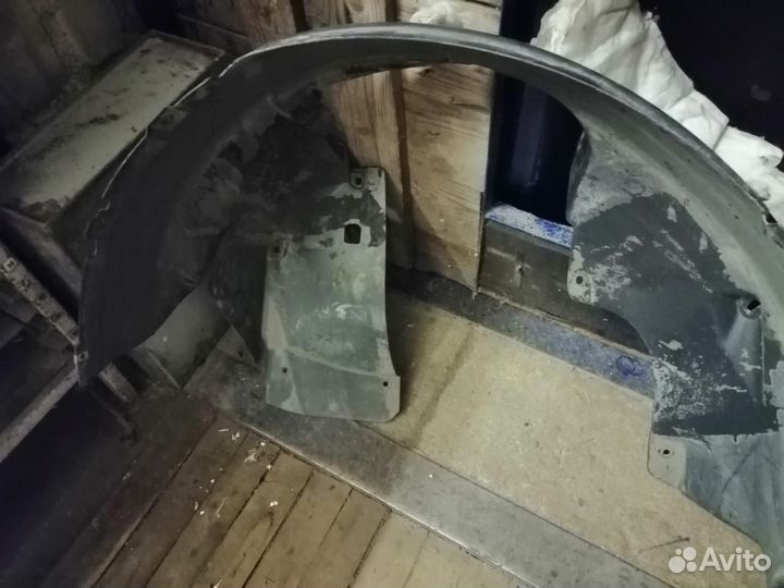 Продам левый подкрылок на Опель Мокка