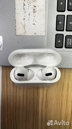 Наушники Airpods pro