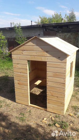 Детский деревянный домик