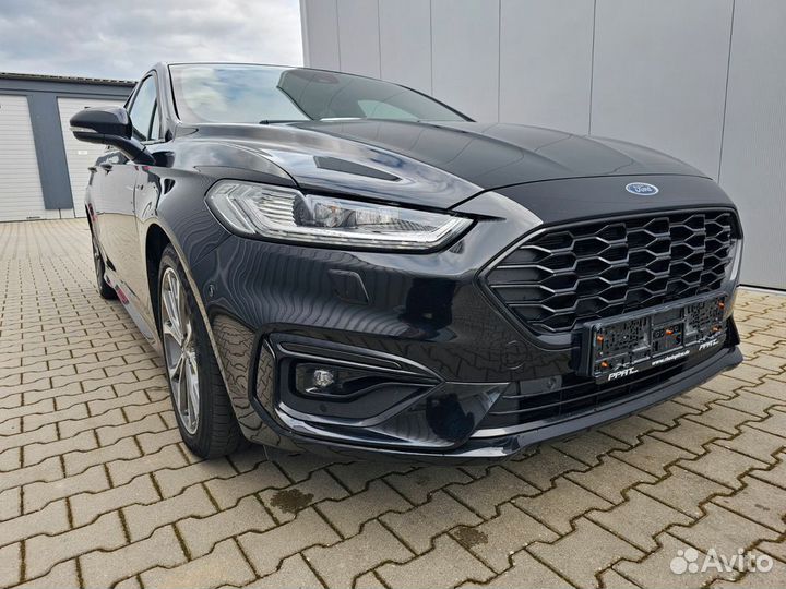 В разборе Ford Mondeo 5