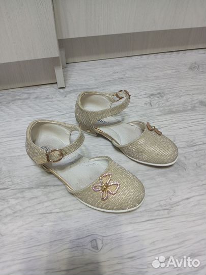 Туфли для девочки 29 размер