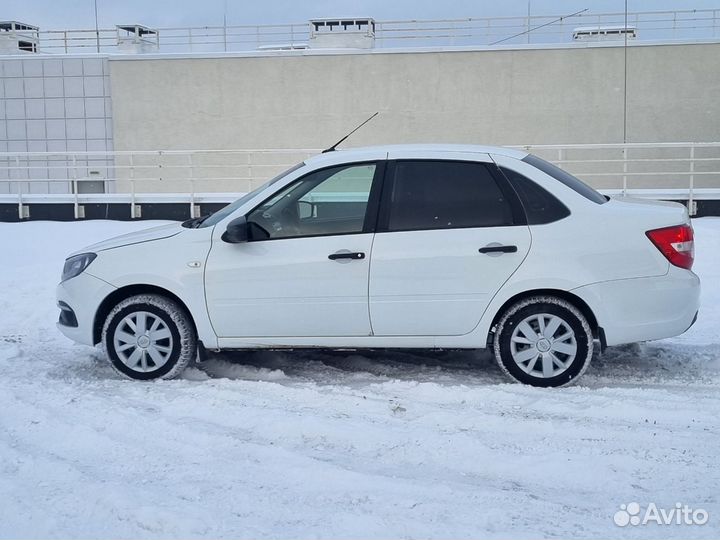 LADA Granta 1.6 МТ, 2021, 115 000 км