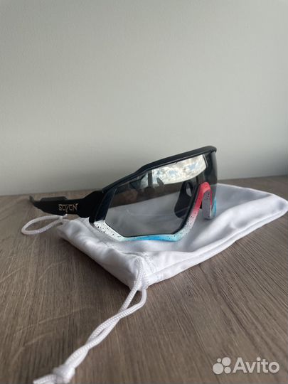 Очки спортивные