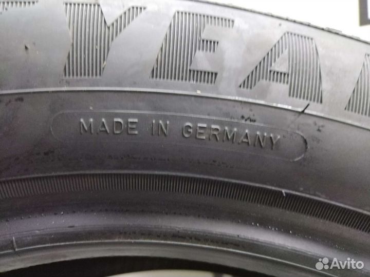 Goodyear EfficientGrip Performance 225/55 R17