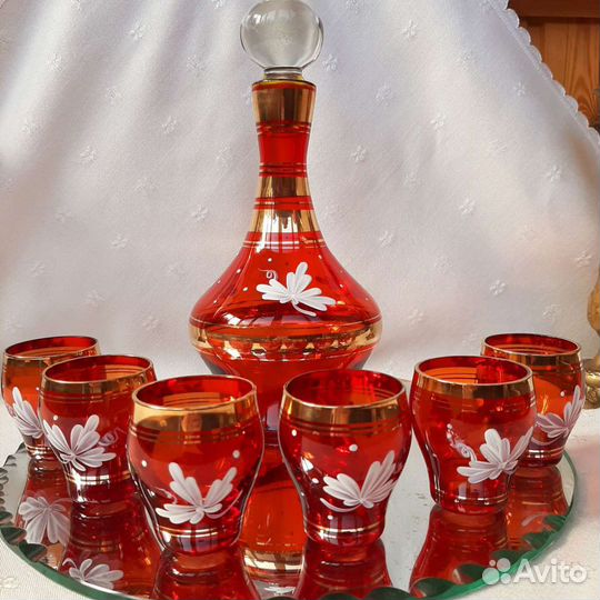 Графин и рюмки СССР цветное стекло