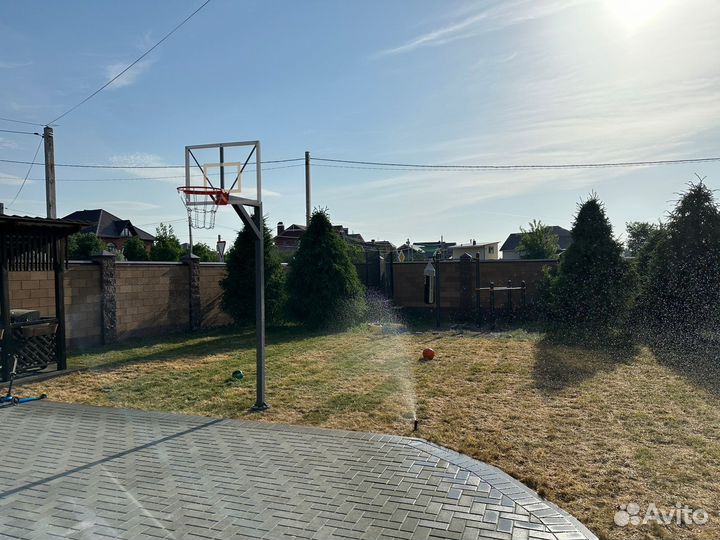 Баскетбольная стойка