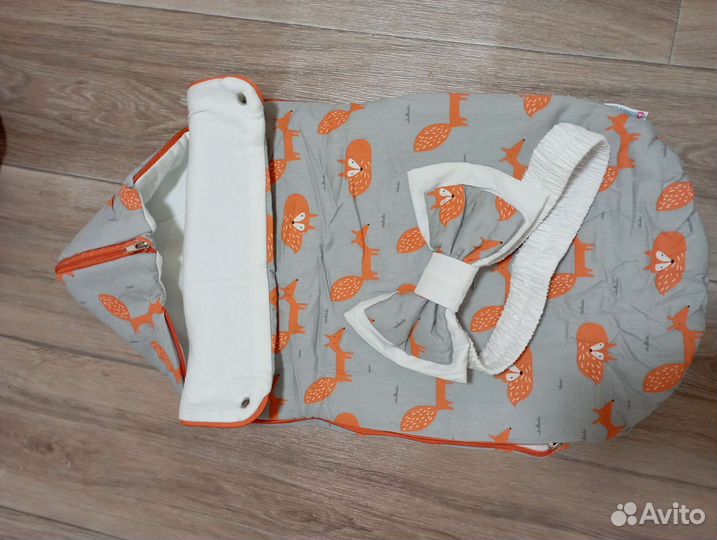 Конверт на выписку демисезонный с лисами