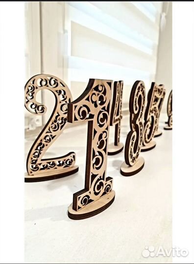 Нумерация столов и сундук