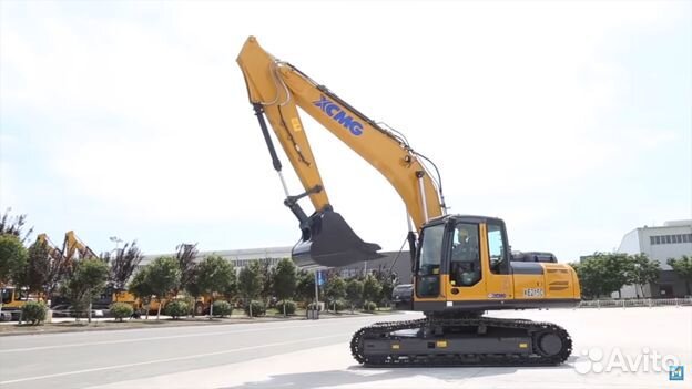 Гусеничный экскаватор xcmg XE215C 18тонн